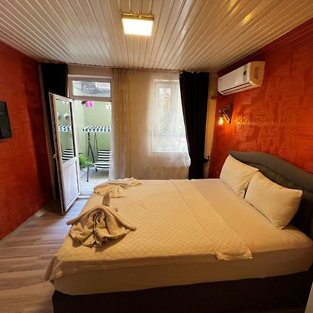 Taksim Bricktown Suite Istanbul Exterior photo