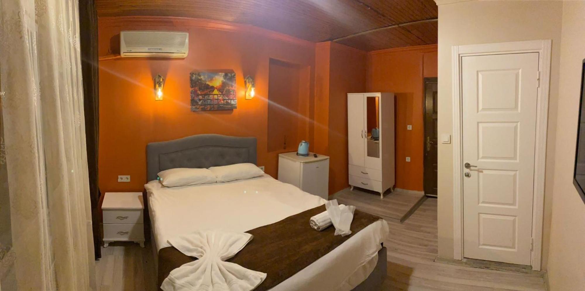 Taksim Bricktown Suite Istanbul Exterior photo